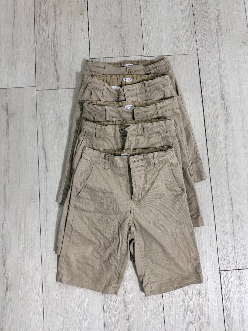 Old Navy Boys Khaki Shorts School Uniform Flat Front Chino 5 Pairs Size 10 Slim